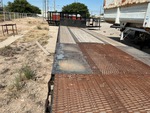 Trailer Chassis with Deck/ Floor Condition