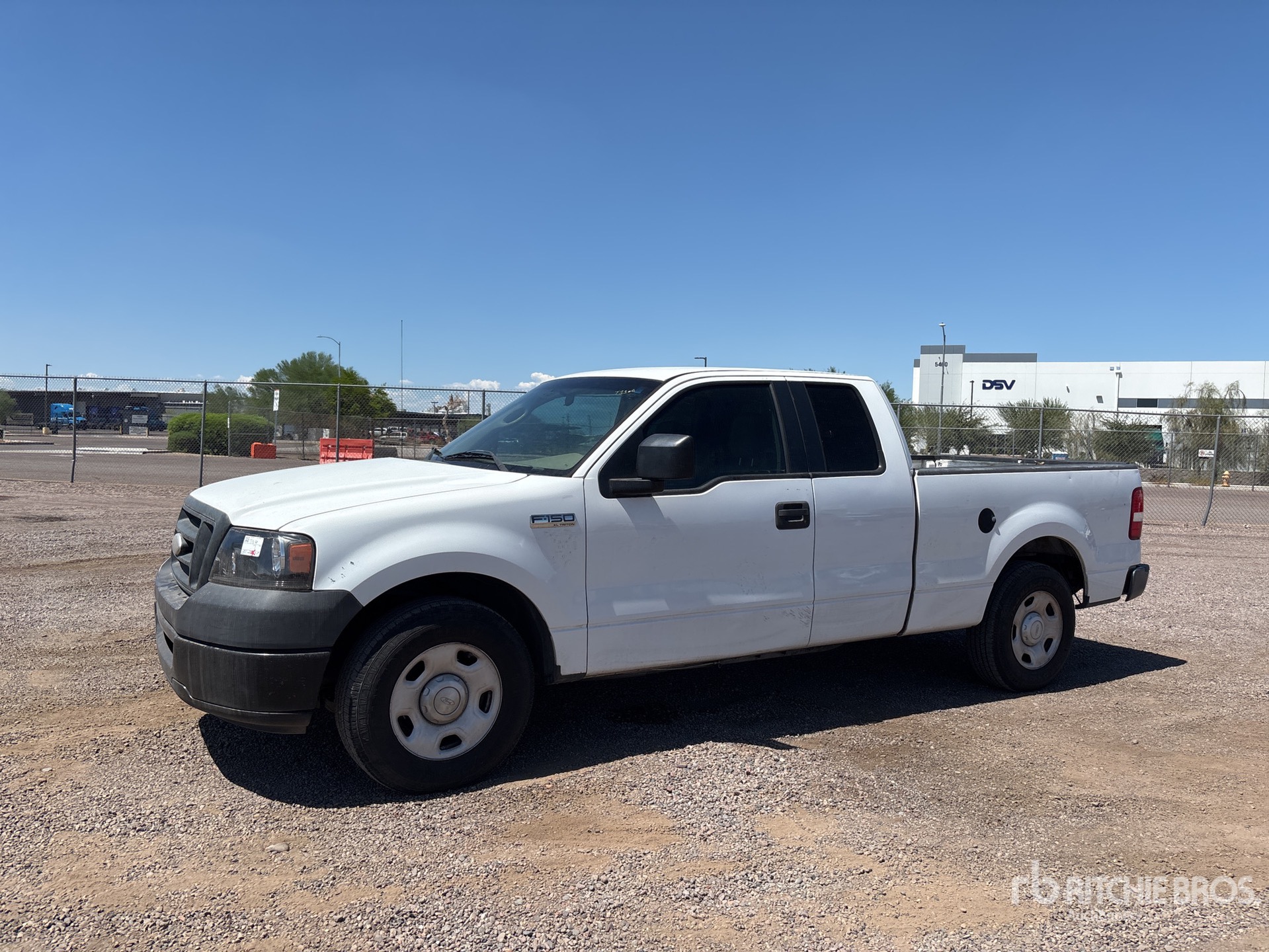 2006 Ford F-150 XL 4x2 Extended Cab Pickup