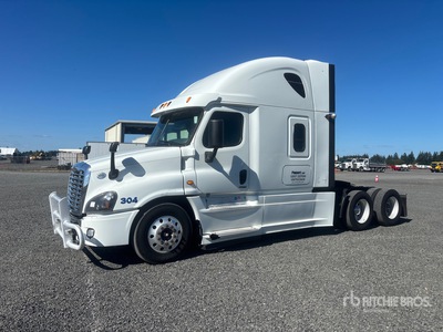 2015 Freightliner Cascadia 125 6x4 T/A Sleeper Truck Tractor