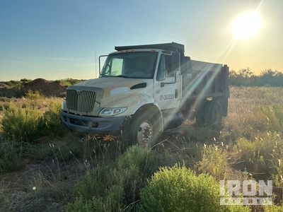 2007 International 4300 4x2 الكابينة والهيكل