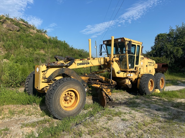 1995 Champion 720A VHP Motor Grader