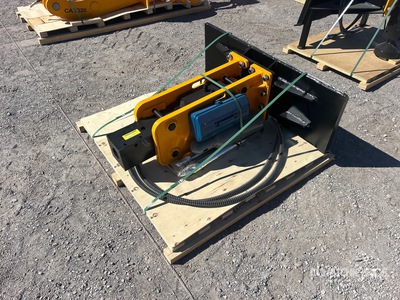 2026 TOFT TOFT680 Skid Steer Breaker (Unused)