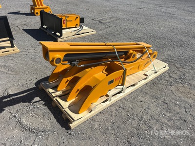 2026 TOFT TOFT08T Excavator Thumb - Fits Cat 320 (Unused)