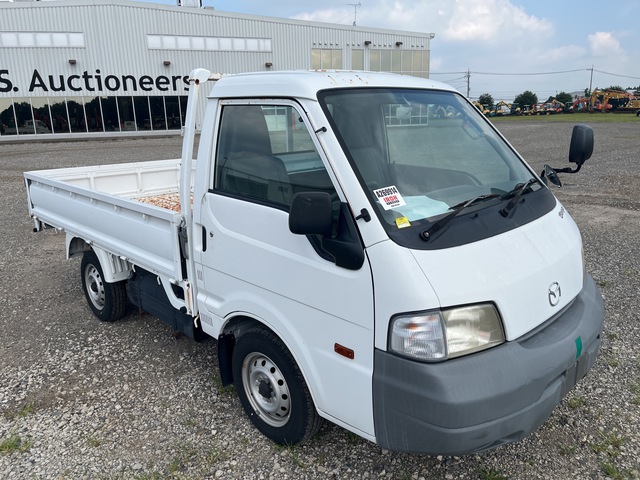 2015 年 Mazda BONGO 4x2 Table Top Truck