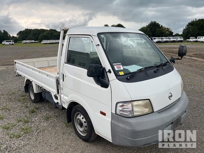 2007 Nissan VANETTE 4x2 شاحنة مسطحة