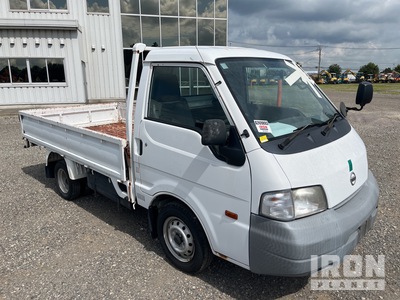 2011 Nissan VANETTE 4x2 شاحنة مسطحة