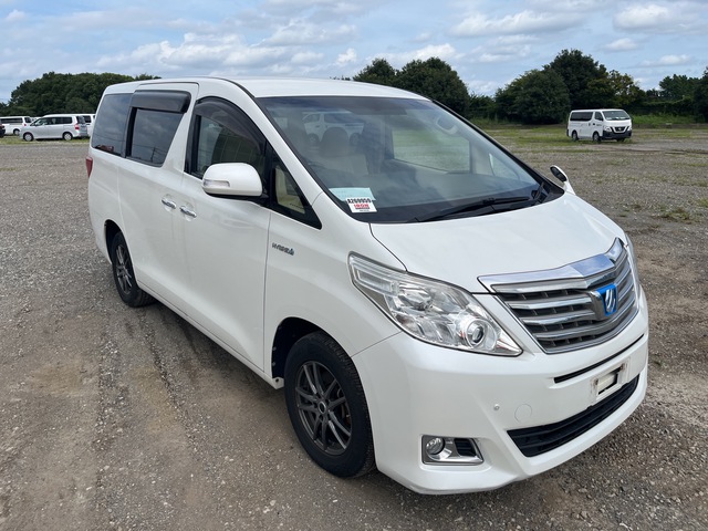 2014 年 Toyota ALPHARD Hybrid Minivan