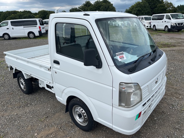 2018 年 Nissan CLIPPER 4x2 Table Top Truck