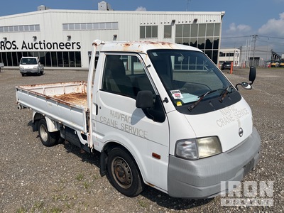 2007 年 Nissan VANETTE 4x2 Table Top Truck