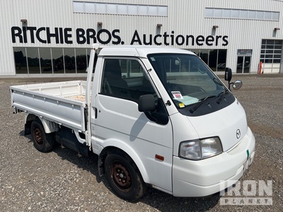 2016 年 Mazda BONGO 4x2 Table Top Truck
