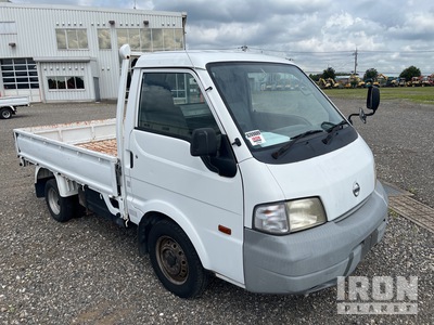 2008 Nissan VANETTE 4x4 شاحنة مسطحة