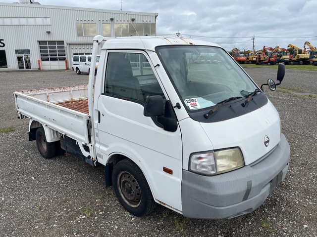 2006 Nissan VANETTE 4x2 Table Top Truck