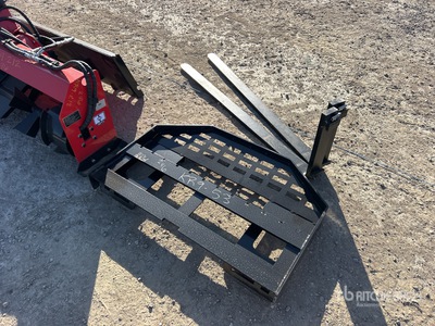 2026 GIYI GY-DHC 60 in Skid Steer Forks (Unused)