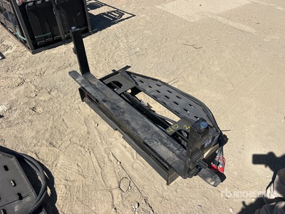 2026 GIYI GY-SF60 Side Shift Skid Steer Forks (Unused)