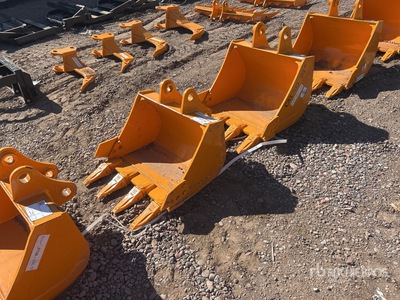 2026 GIYI 24 in Excavator Bucket - Fits Cat 303 (Unused)