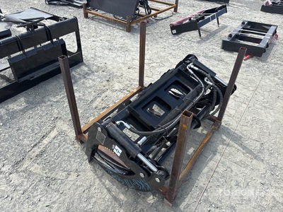 2026 GIYI GY-MCLG60 43 in Mini Skid Steer Grapple (Unused)