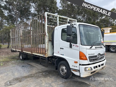 Hino FD500 4x2 Flatbed Truck (Inoperable)