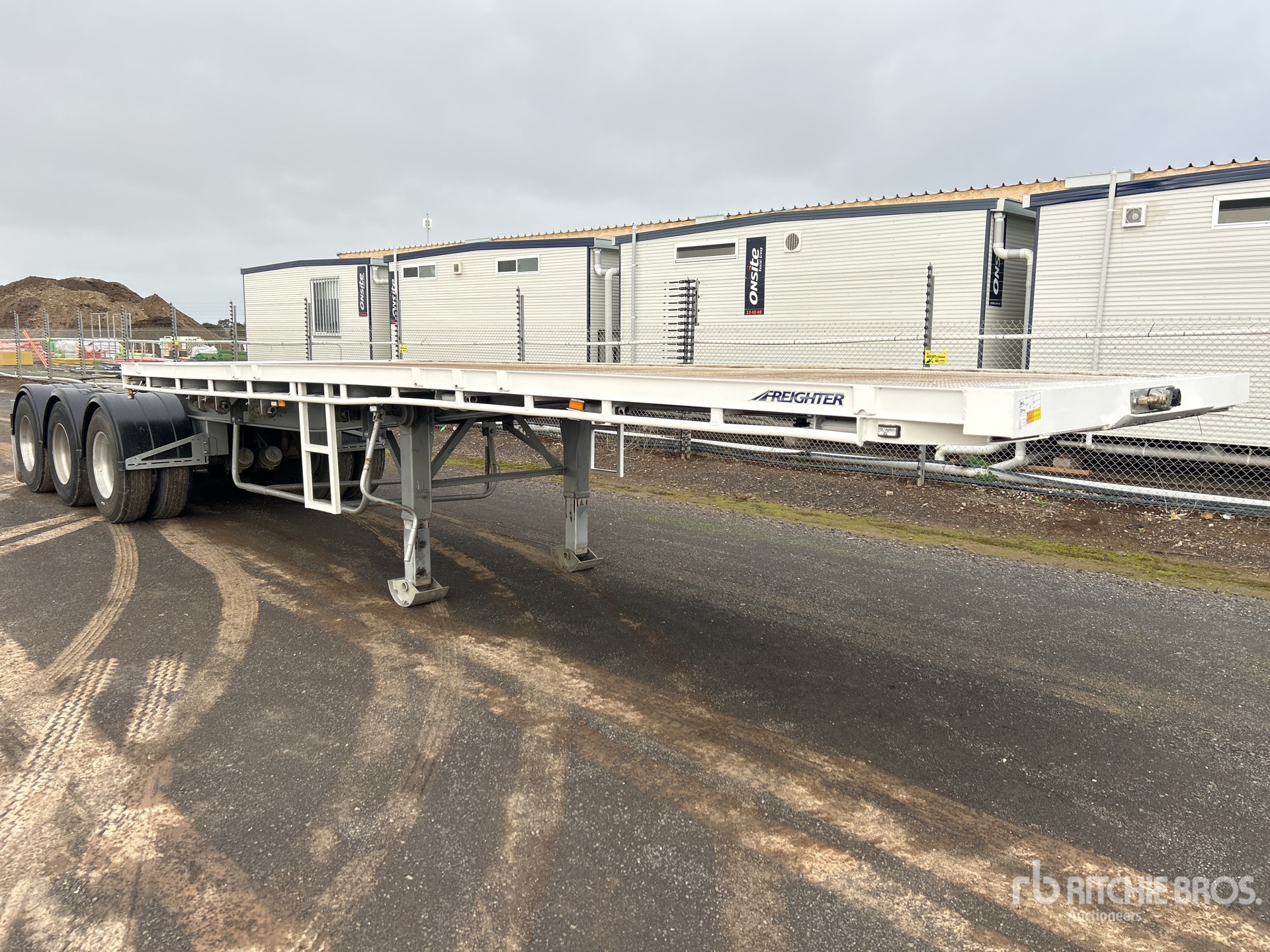 2022 MaxiTrans 7.3 m Tri/A B-Double Lead Flatbed Trailer