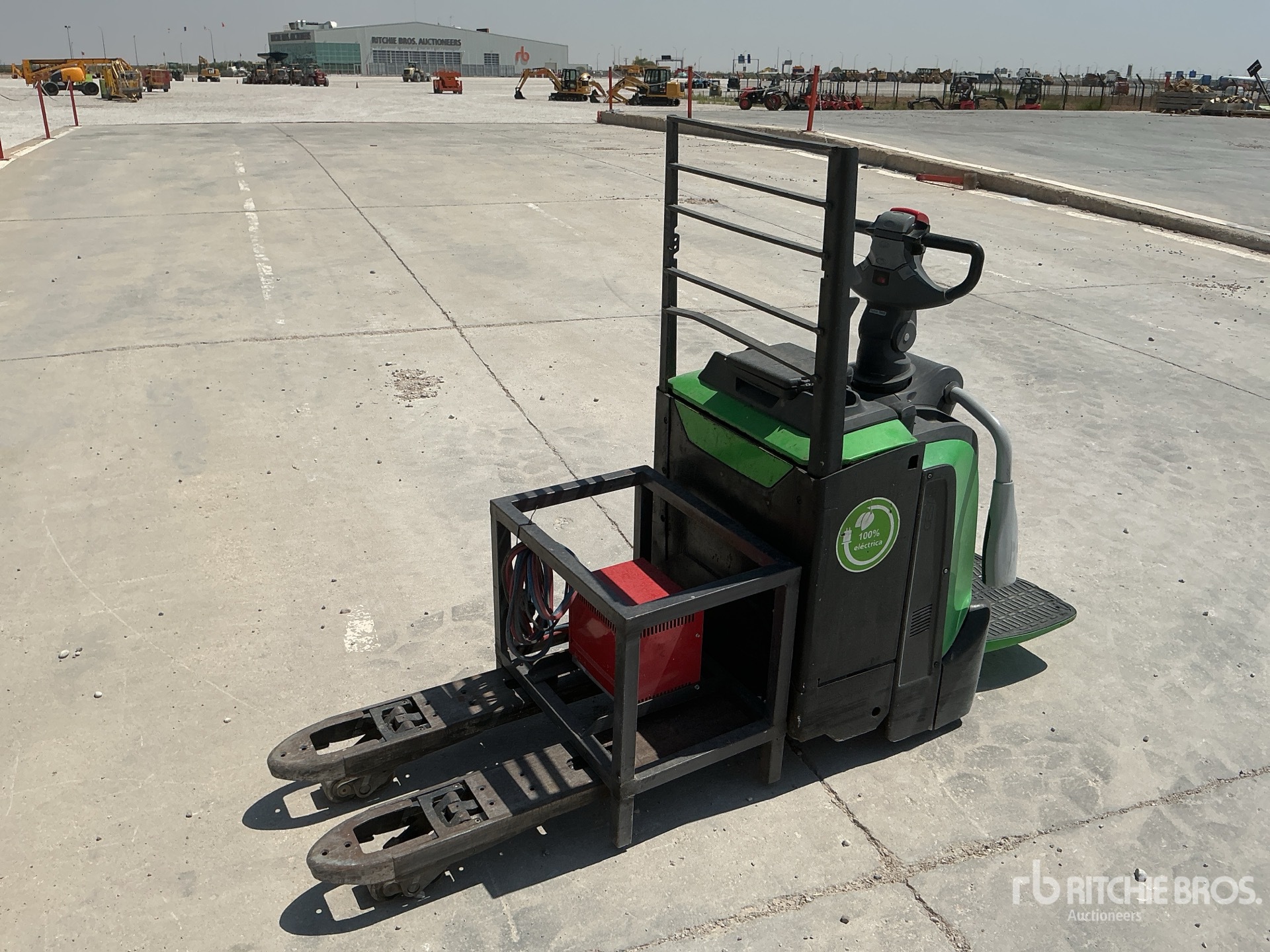 2015 Cesab P320 Electric Pallet Jack