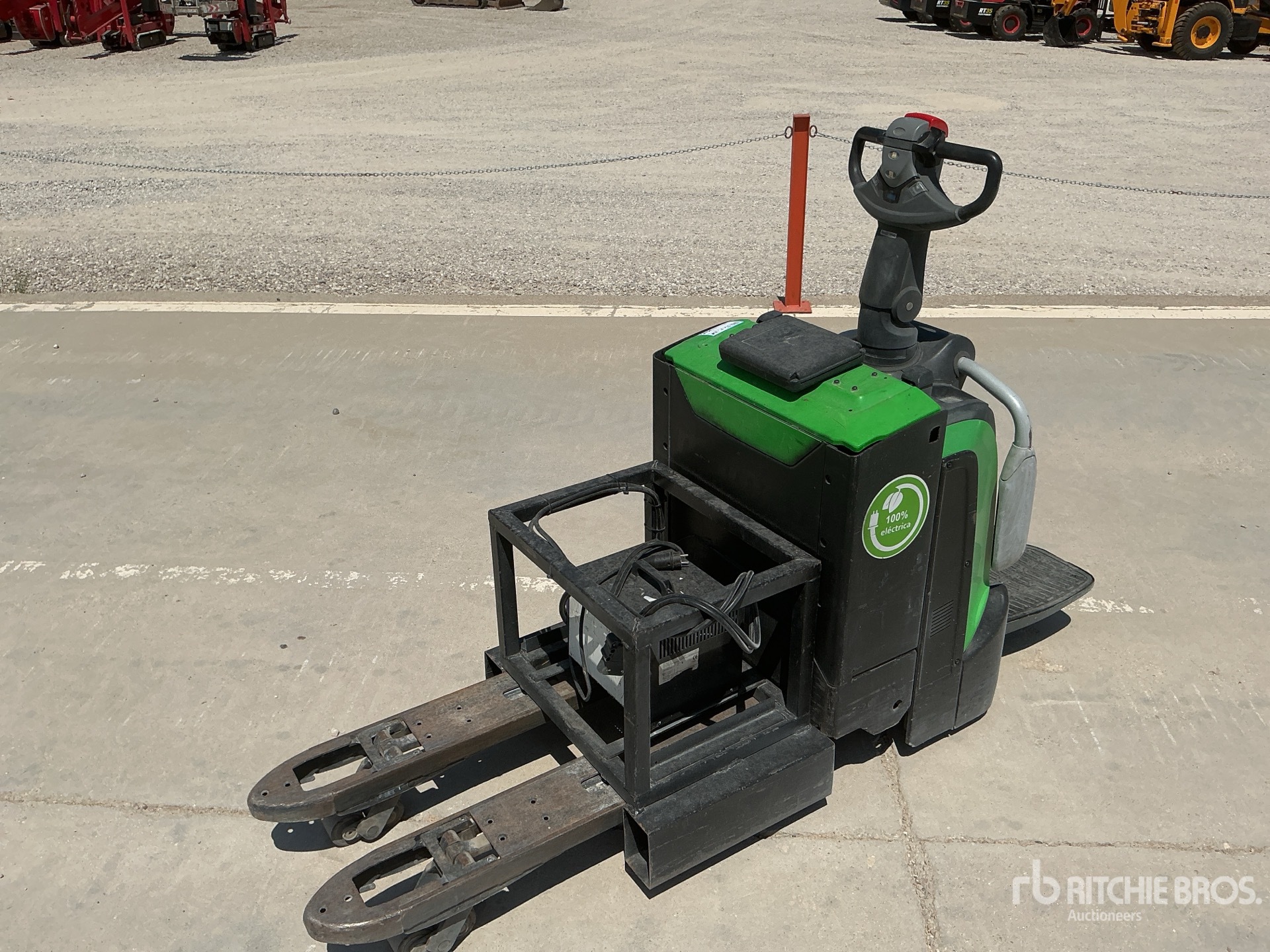 2016 Cesab P320 Electric Pallet Jack