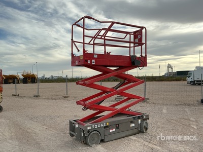 2005 Haulotte Compact 8 Electric Plateforme élévatrice à ciseaux