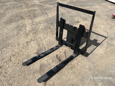 2026 GIYI 730 mm Excavator Forks (Unused)