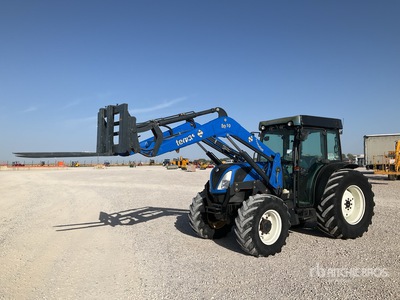 2017 New Holland T4.100LP 4WD Tractor