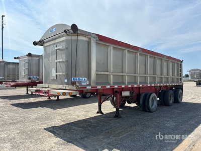 2009 Cobra 33 ft Tri/A مقطورة للتفريغ الخلفي