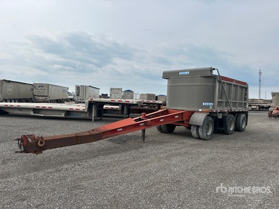 2005 Cobra 17 ft 3 in Tri/A Pup Kippwagen