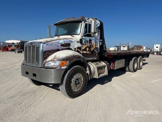 2016 Peterbilt 348 6x4 Rollback Truck