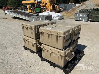 (8) Storage Cases