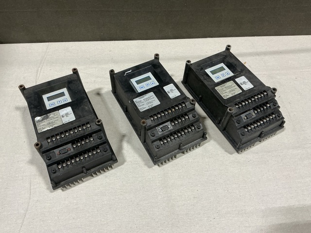 (12) Cat 155-3835 Voltage Regulators