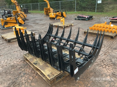 2026 GIYI GY-CLG72 72 in Log Skid Steer Grapple (Unused)