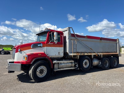 2014 Western Star 4700 8x4 Tri/A Dump Truck