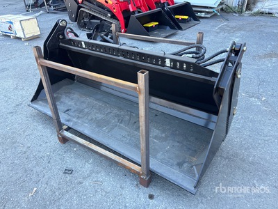 2026 GIYI GY-KH72 72 in Multi-Purpose Skid Steer Bucket (Unused)