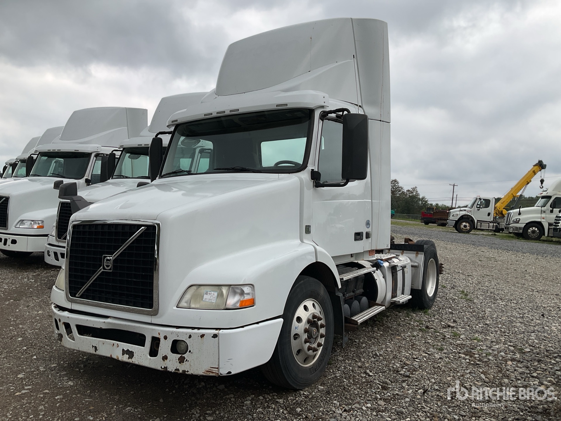 2016 Volvo VNM 6x4 T/A Day Cab Truck Tractor (Inoperable)