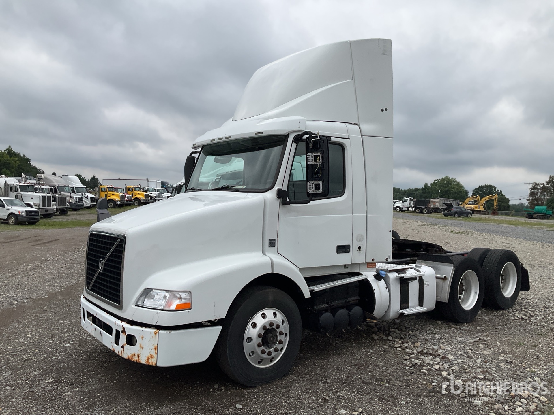 2017 Volvo VNM 6x4 T/A Day Cab Truck Tractor (Inoperable)