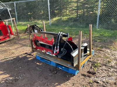 2026 GIYI GY-X39 39 in Mini Skid Steer Trencher (Unused)