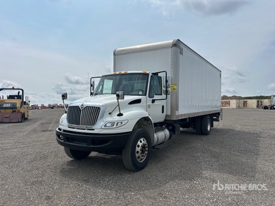 2019 International Durastar 4300 4x2 Van Truck
