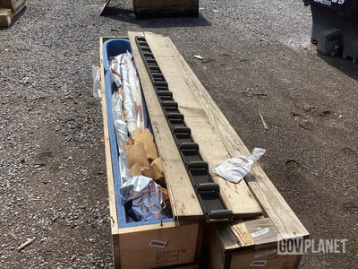 (4) Boeing 901-020-535-105 Aircraft Cargo Rails