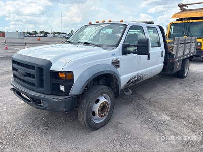 2010 Ford F-450 XL 4x2 Crew Cab Camion à Plateau