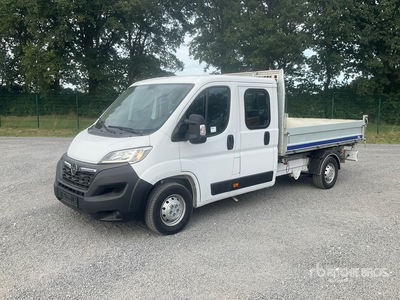 2023 Opel Movano 2.2 103 KW DOKA tipper L3 Crew Cab Flatbed Van Truck