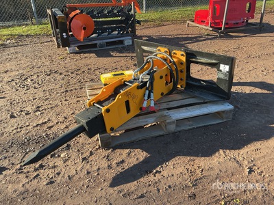 2026 GIYI GY-P680 67 in Skid Steer Breaker (Unused)