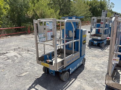 2017 Genie GR15 Vertical Mast Lift
