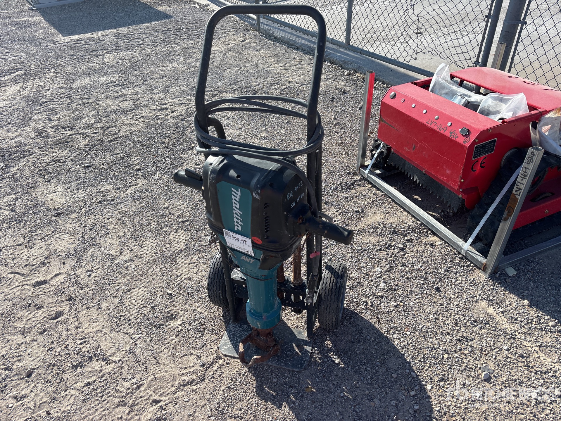 2018 Makita HM1812 Electric Demolition Breaker