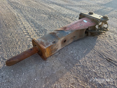 2016 Atlas Copco RX22 Q/C Hydraulic Breaker