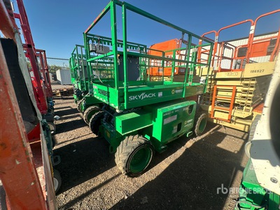 2017 Skyjack SJ6826 RT 4x4 Diesel Scissor Lift