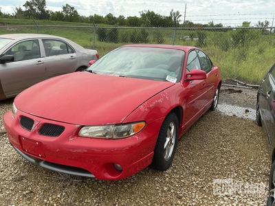 2000 Pontiac Grand Prix GT Sedan