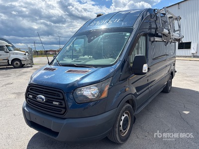 2017 Ford Transit 350 4x2 شاحنة متعددة الاغراض