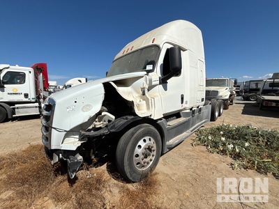 2018 Freightliner CASCADIA 113 6x4 T/A Sleeper Truck Tractor